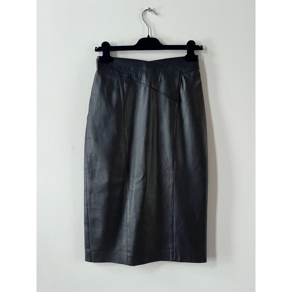80s HIGH WAISTED LEATHER SKIRT